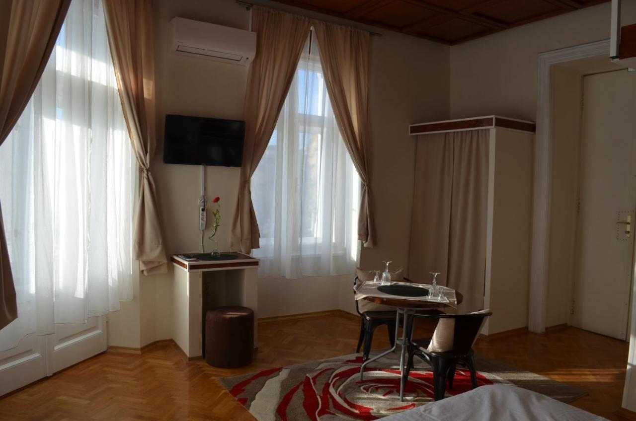 Rooms & Apartments Infinity Рієка Екстер'єр фото