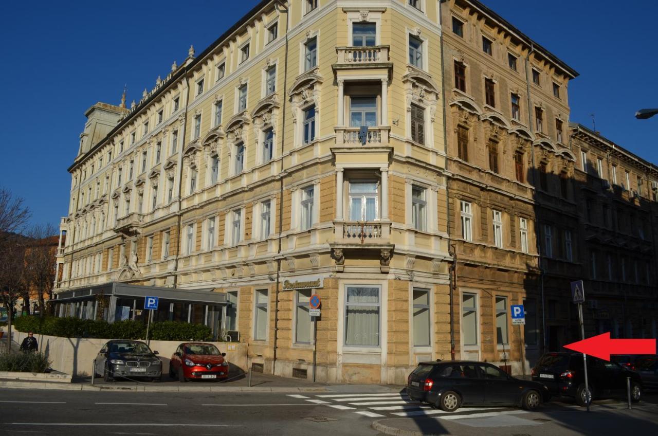 Rooms & Apartments Infinity Рієка Екстер'єр фото